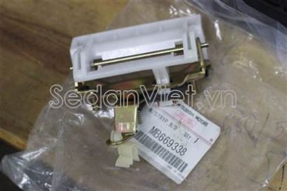 Picture of Ổ khóa ngậm cánh cửa hậu-mb669338