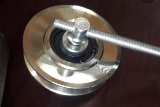 Picture of Puly & bạc đạn tăng đơ cuaroa lốc lạnh Isuzu Nhật Bản - 991327F600